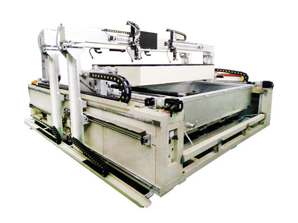 Large-size cage attaching machine